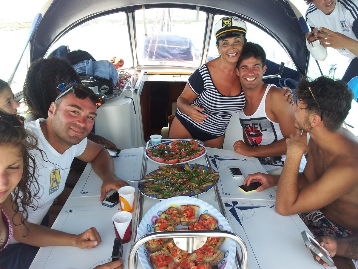 Scugnizza Smeralda Cannigione Luaran gambar